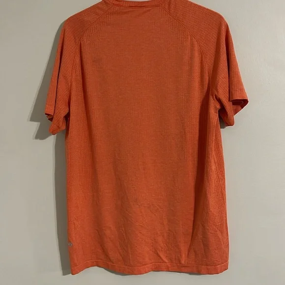 Lululemon men’s orange T-shirt size large - Picture 5 of 6